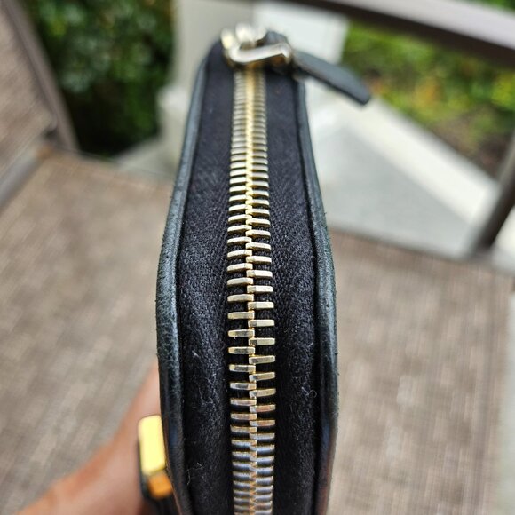 Prada Nylon Zippy Wallet - Picture 5 of 17